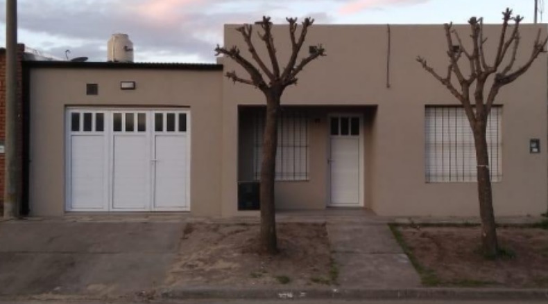 HERMOSA CASA RESTAURADA A NUEVO !!!